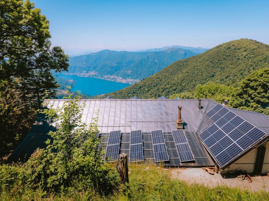 grid-tied, hybrid or off-grid solar