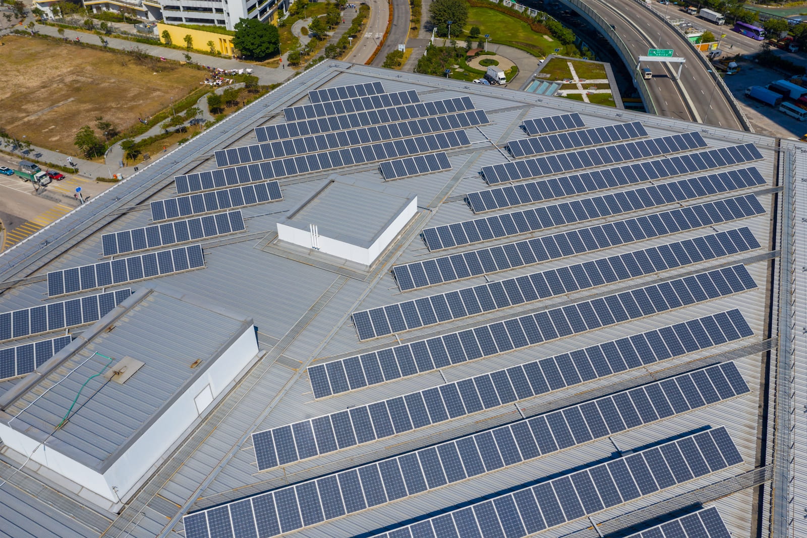 what are commercial solar solutions