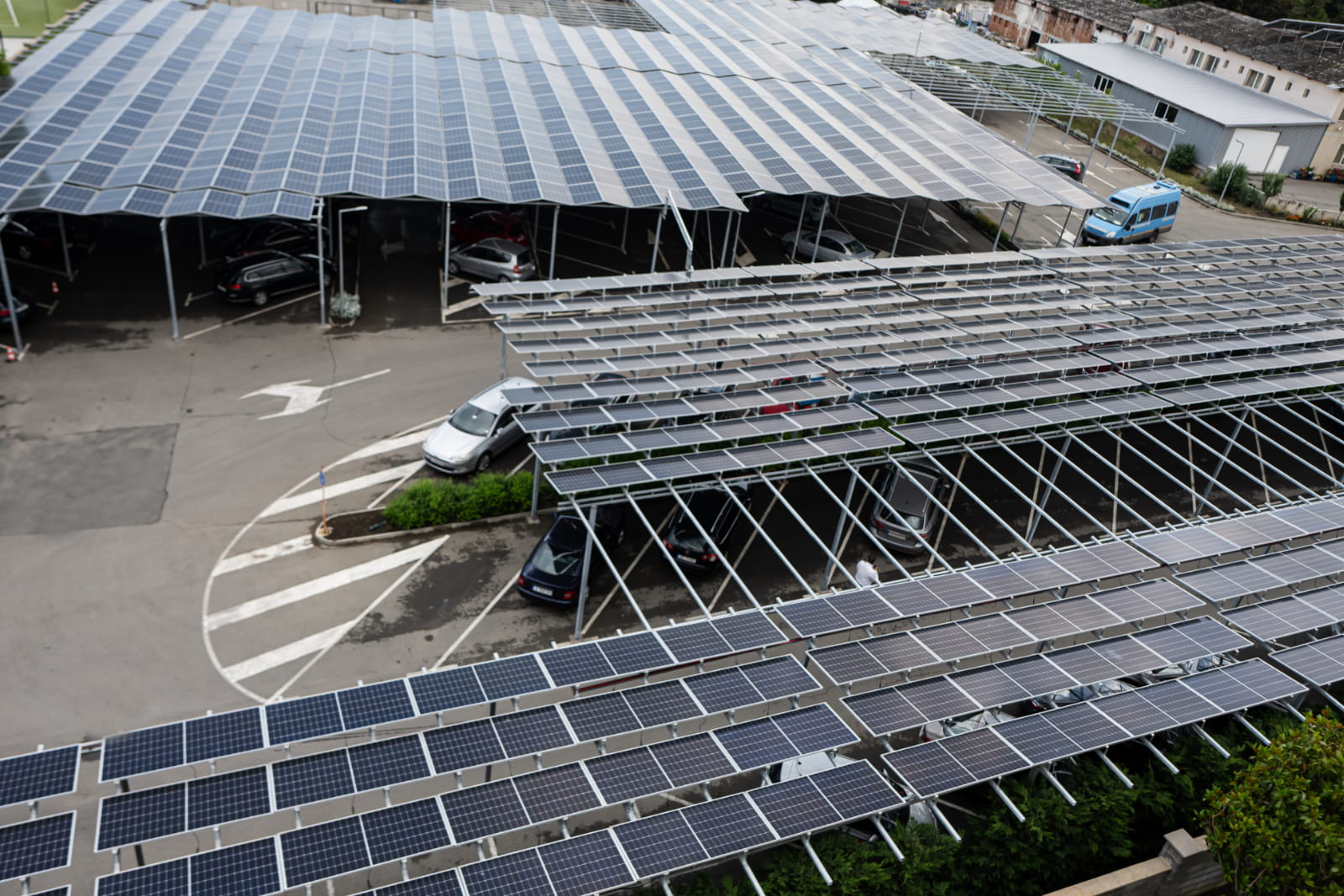 solar carports for commercial properties