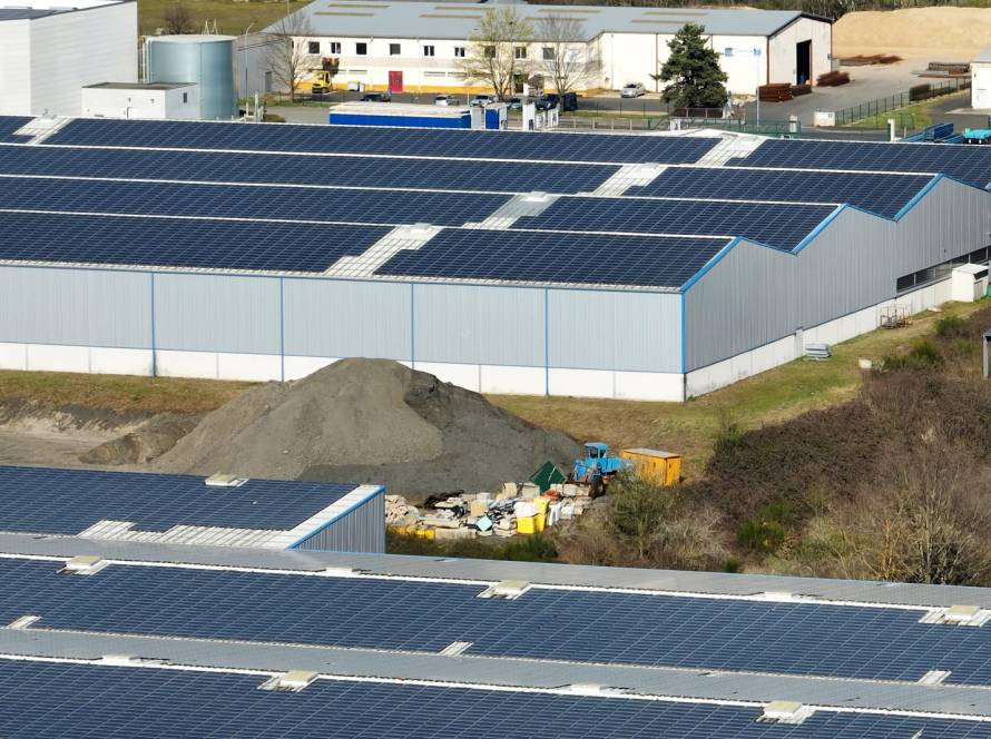 rooftop solar vs ground-mounted solar
